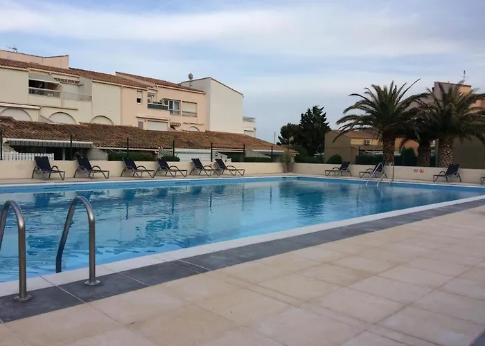 659 2 Pers Port Soleil Piscine Privee אגדה